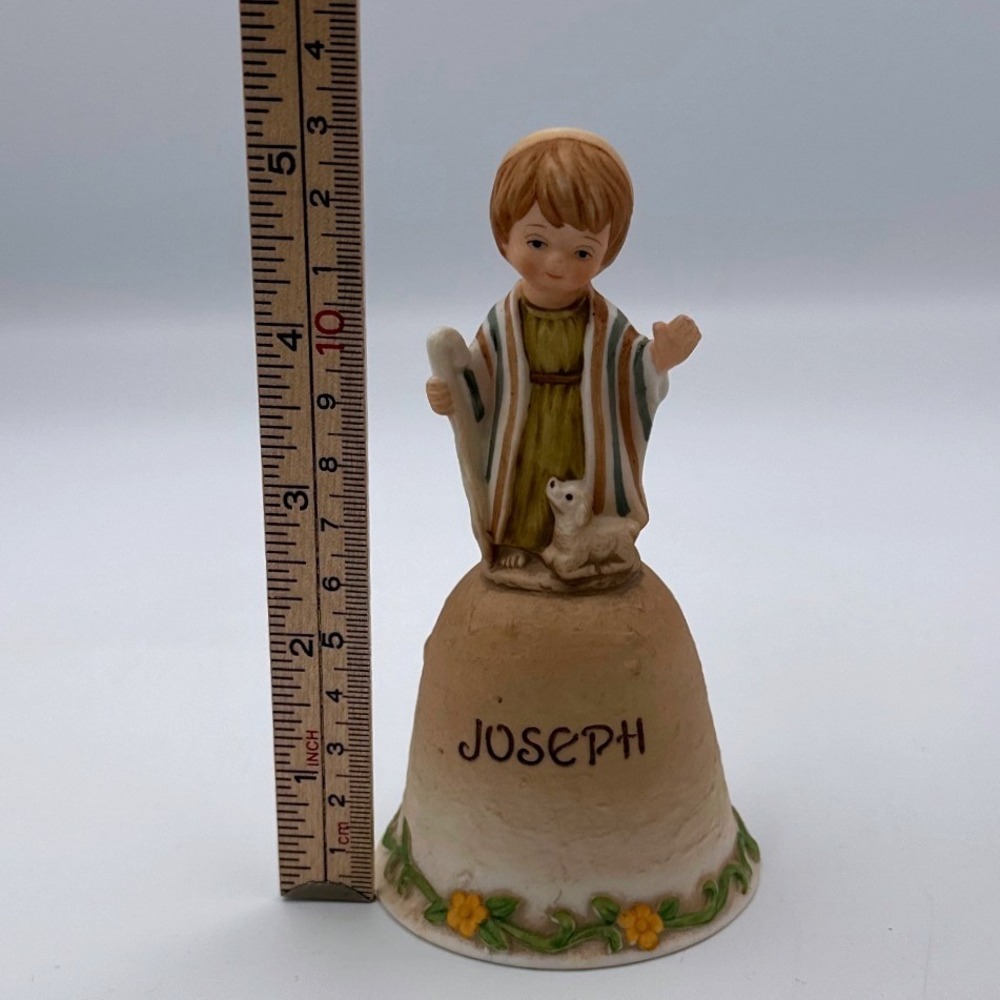 Vintage Enesco Little Bible Friends Joseph Bell Figurine 1980 Taiwan - Picture 4 of 5